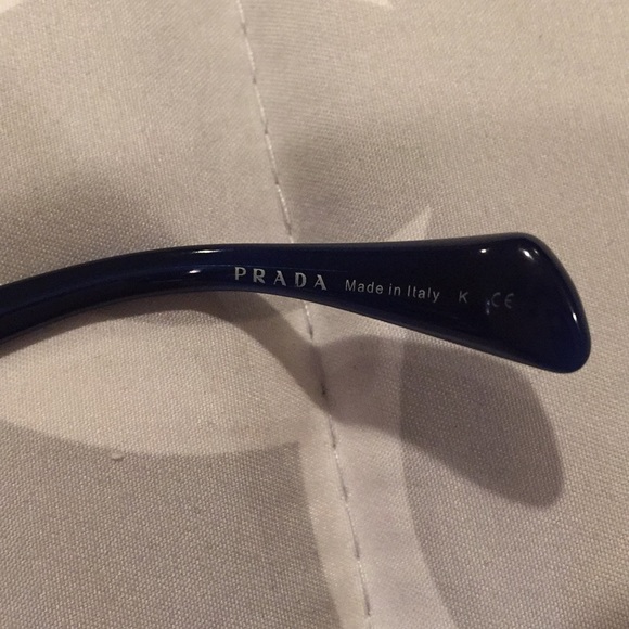 Prada sunglasses - Picture 4 of 8